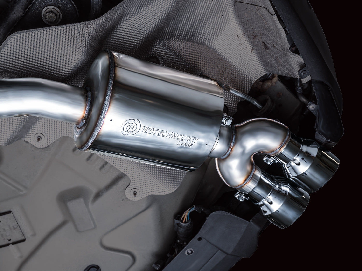 20-24 Ford Explorer ST V6 3.0L AWE Tuning 3015-42625 Touring